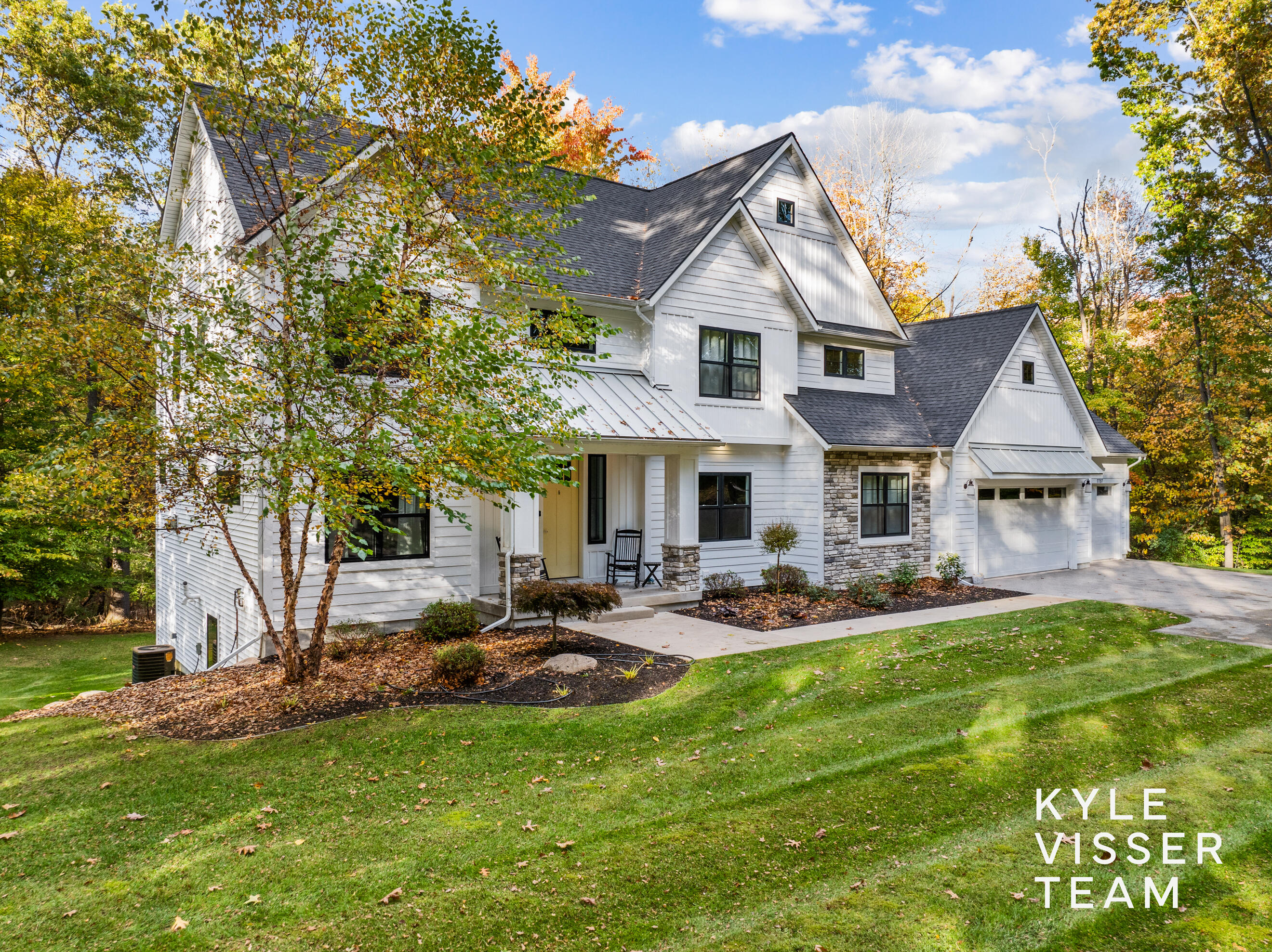 7787 S Gracemoor Court SE