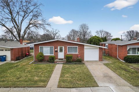 8232 Hillcrest Boulevard Westland City MI 48185