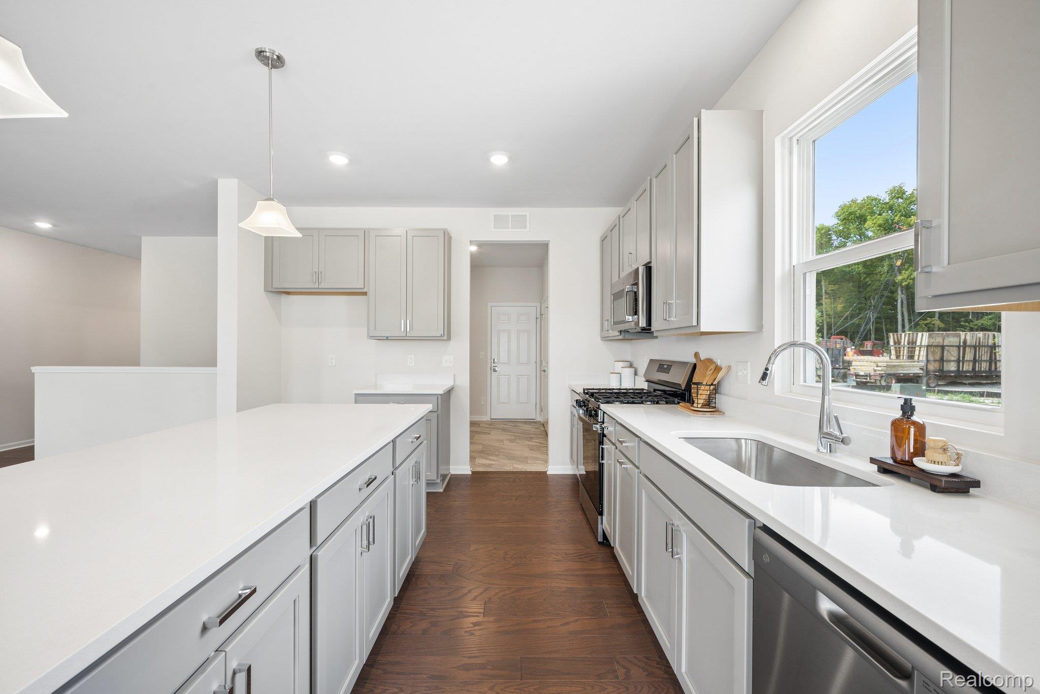 27119 Silo Drive