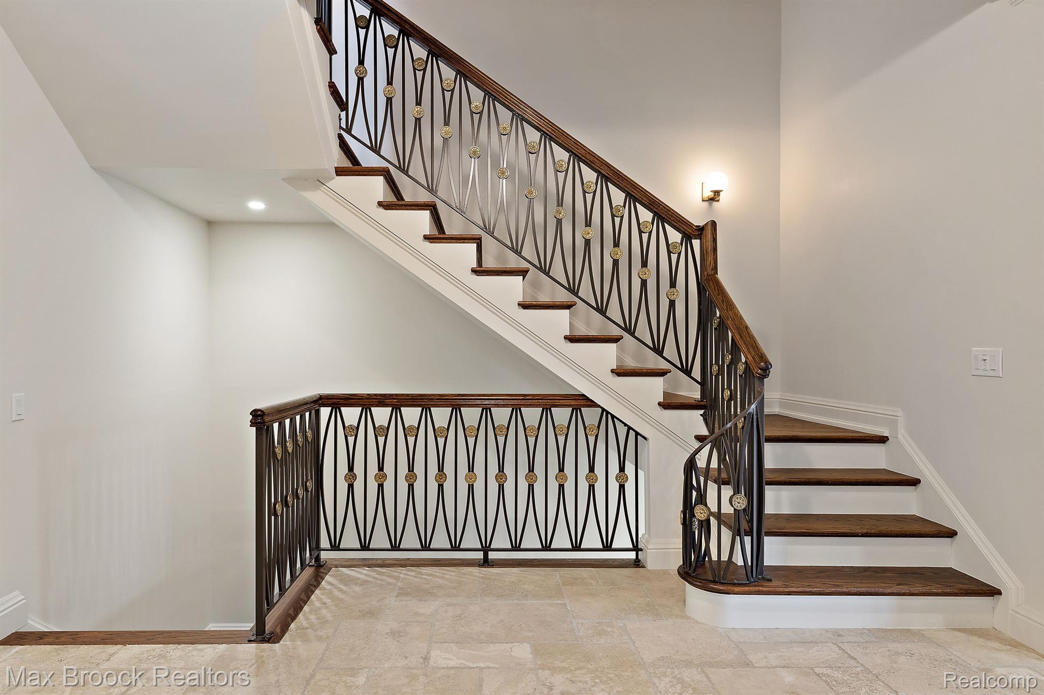 2937 Turtle Pond Court