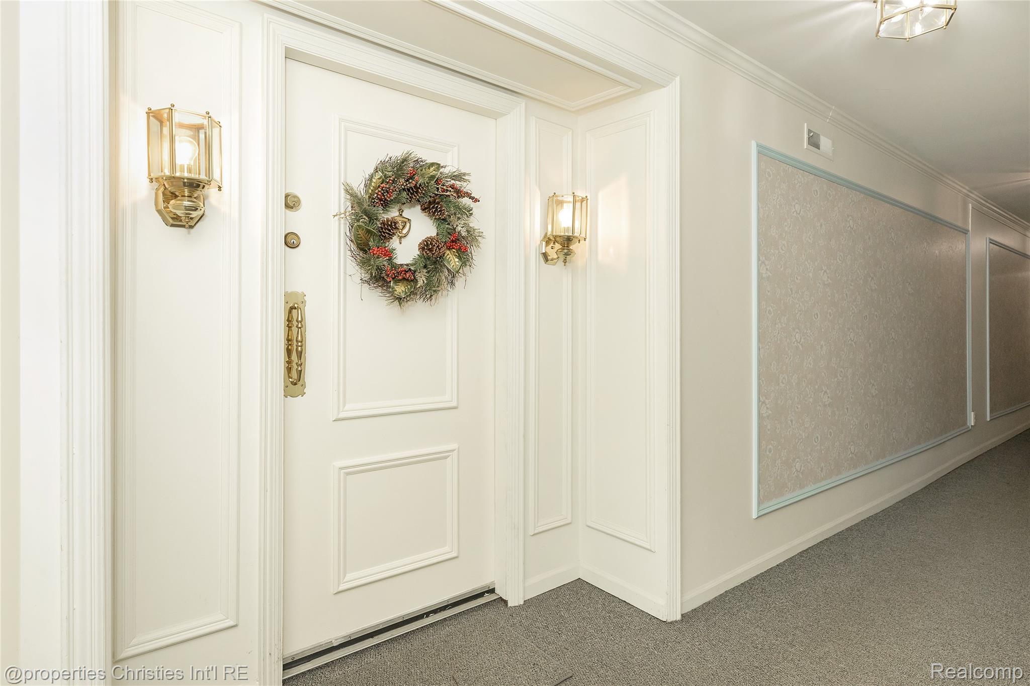 19710 W 13 Mile Road 101