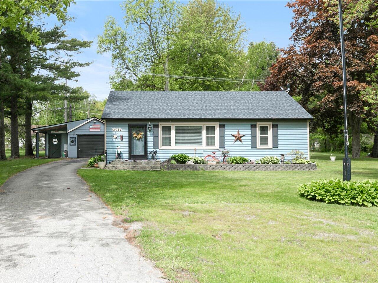 4034 Lakeshore Road