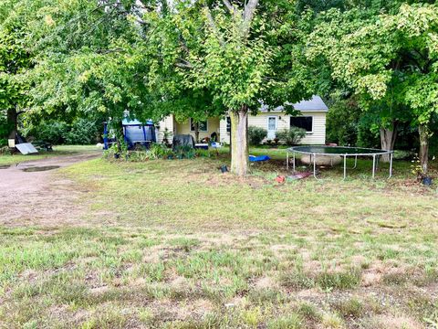 4677 Harvey Street Norton Shores City MI 49444