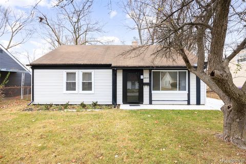 22121 Condon Street Oak Park City MI 48237