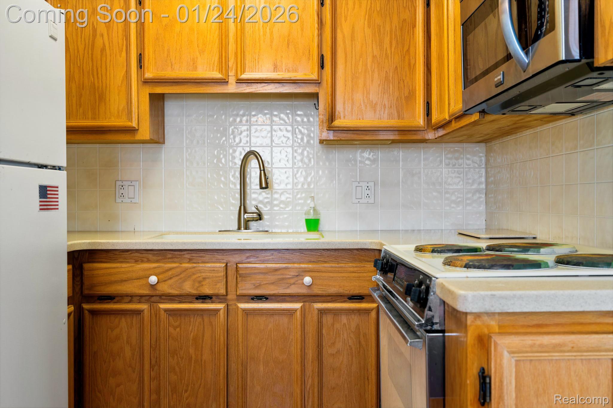 27094 Sandy Hill Ln 24