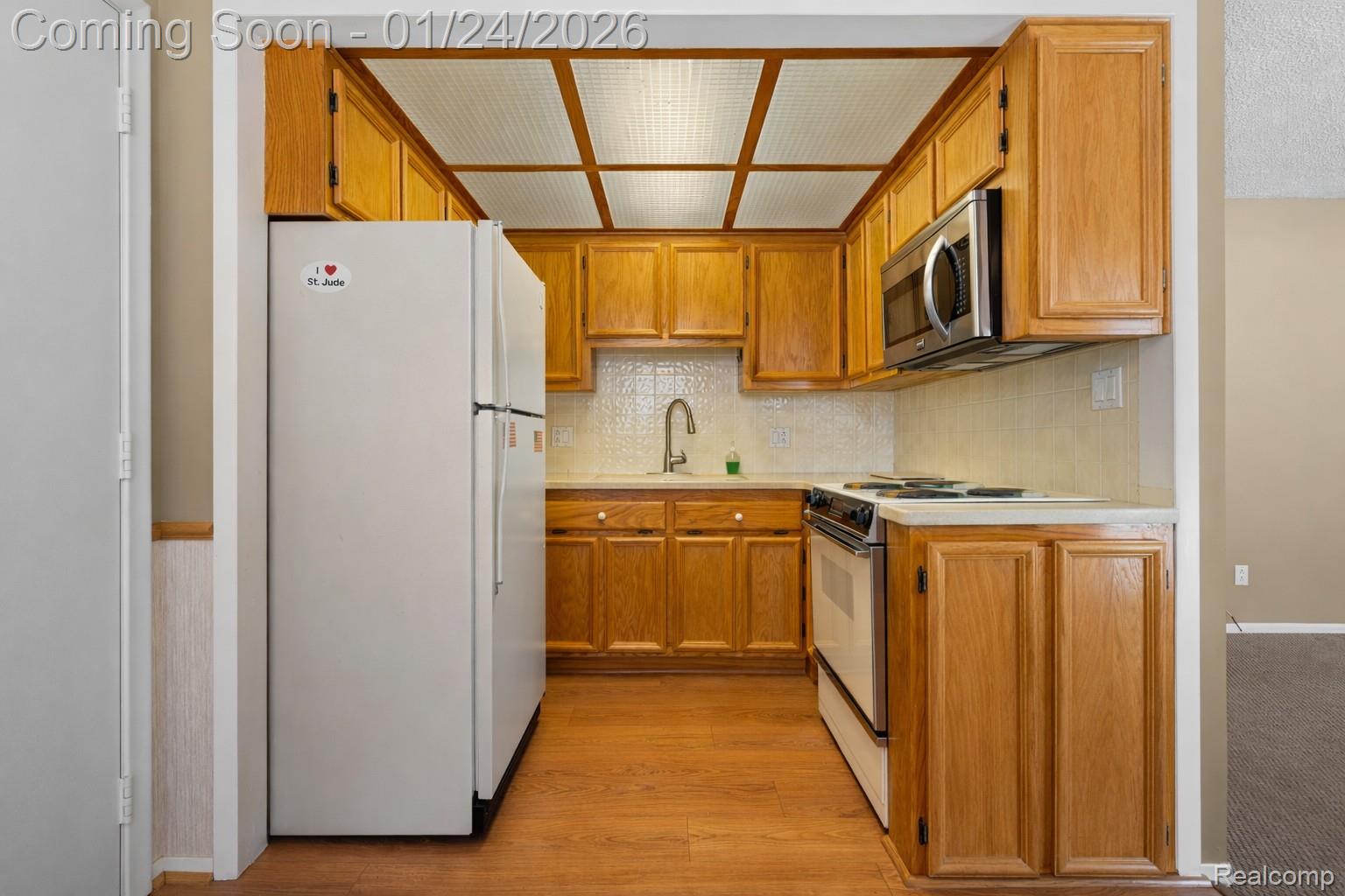 27094 Sandy Hill Ln 24