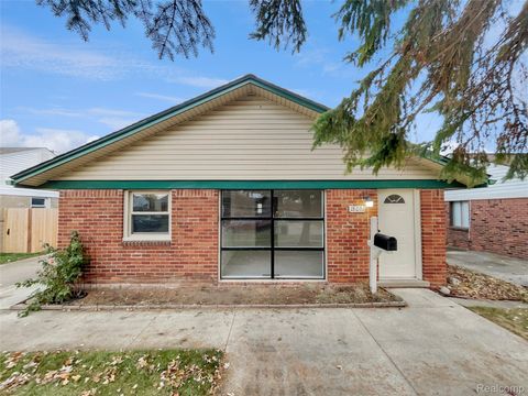 18031 Hamann Street Riverview City MI 48193