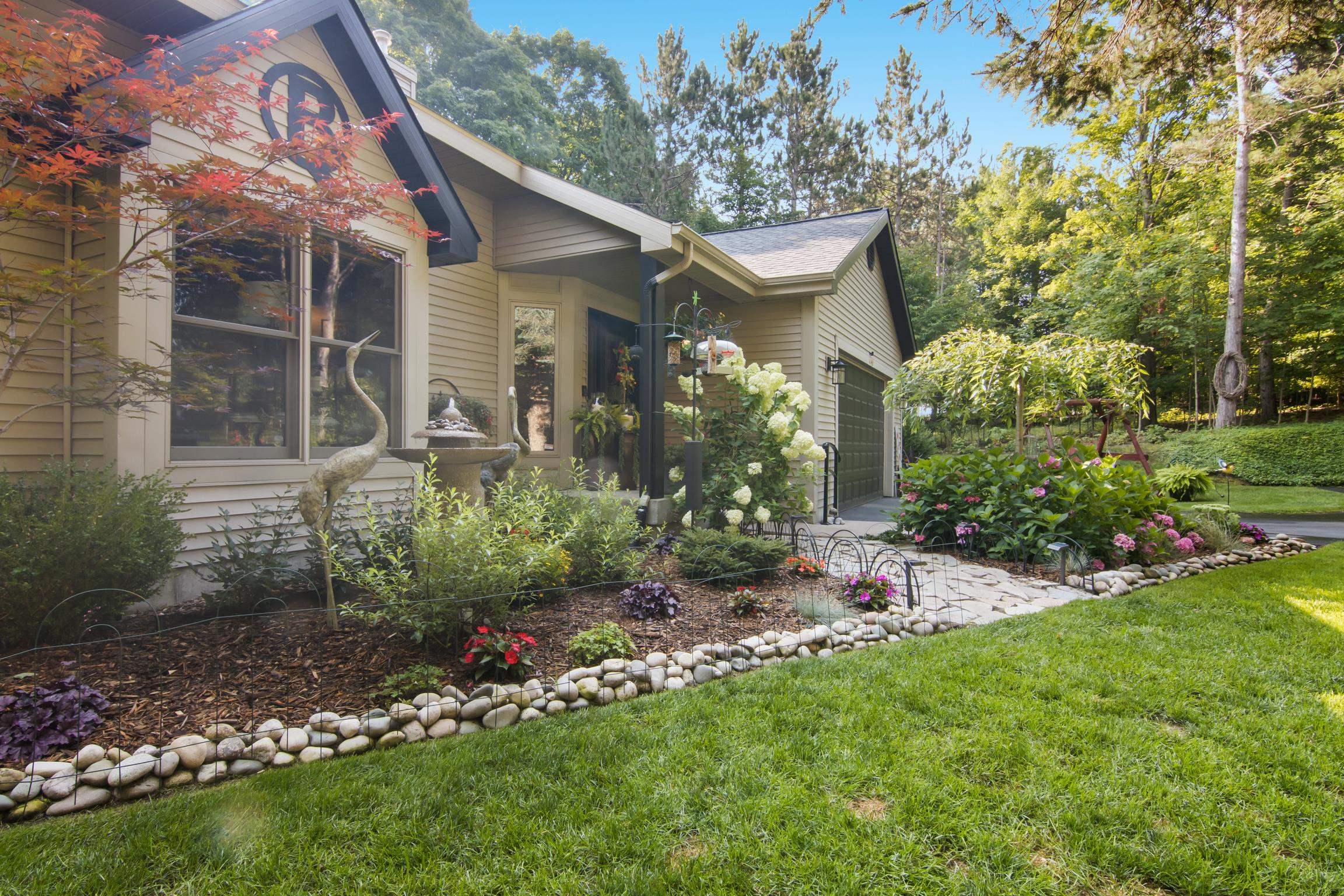 4490 Marykris Lane