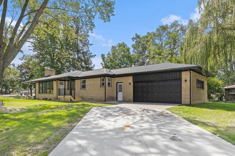 4761 Kalamazoo Avenue SE Kentwood City MI 49508