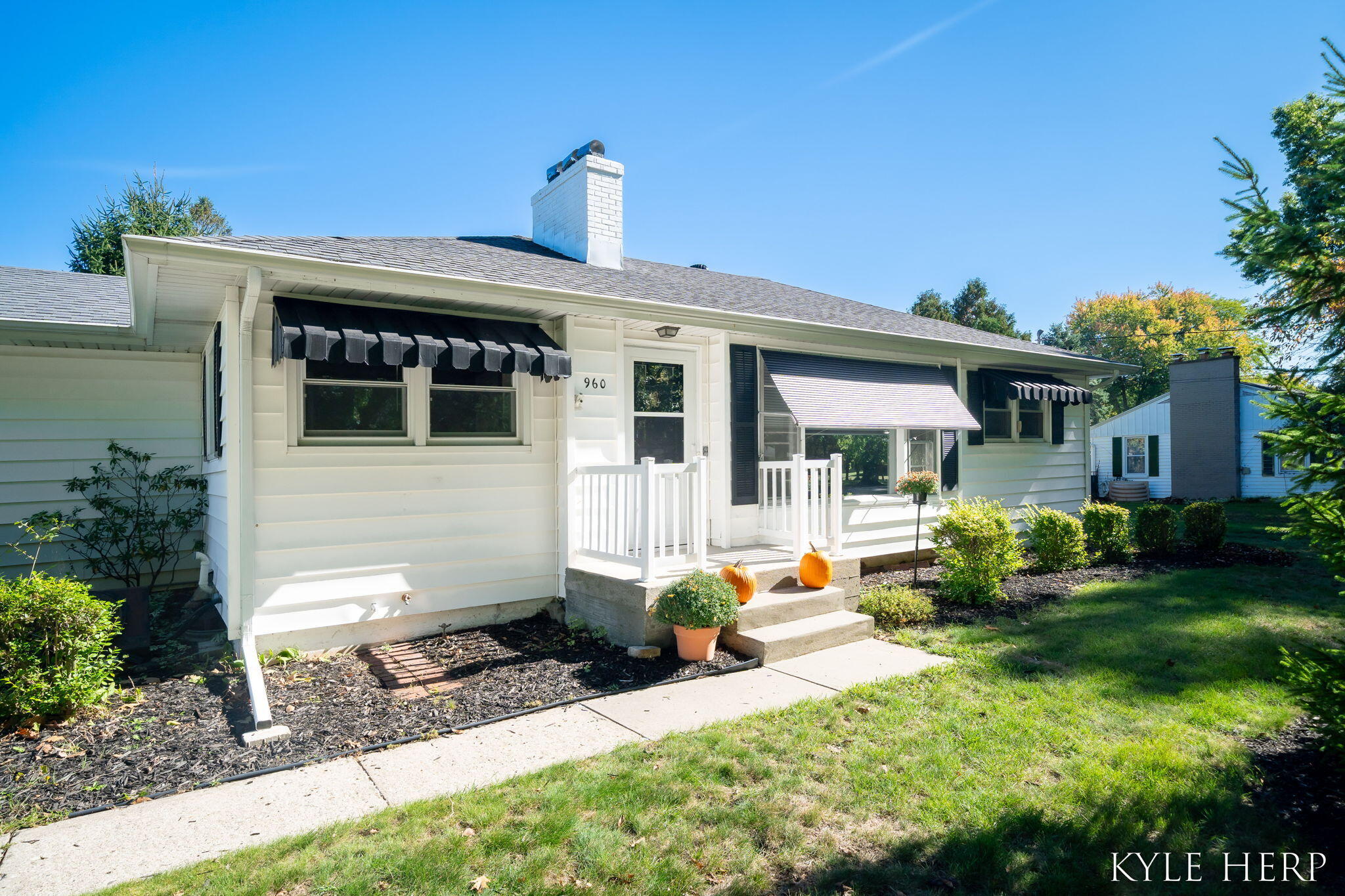 960 Brownwood Avenue NW