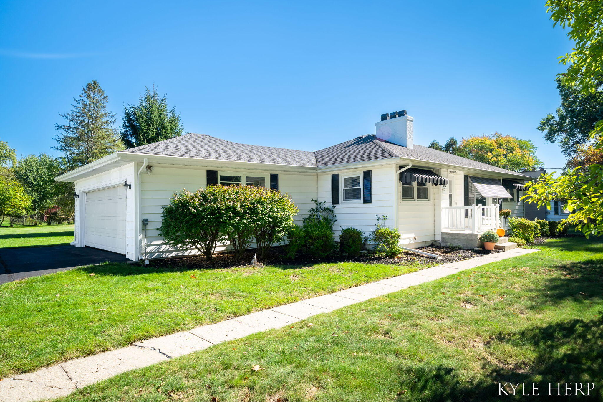 960 Brownwood Avenue NW