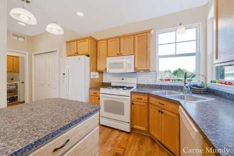 Tiny photo for 1099 Graystone Road, Holland City, MI 49423 (MLS # 71026055773)