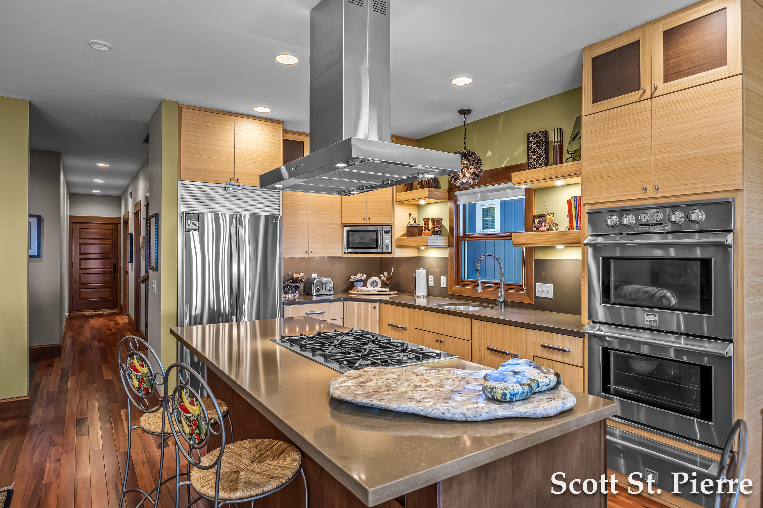 3461 Scenic Drive