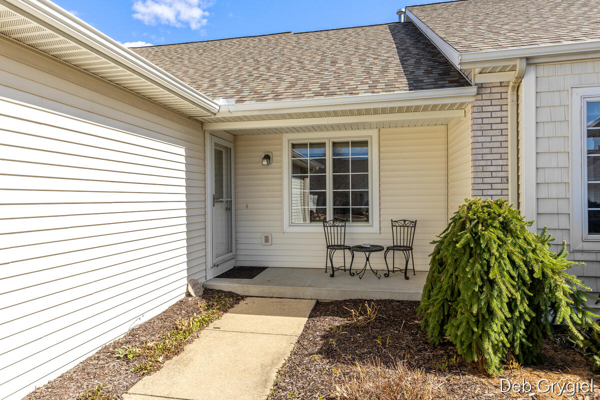 8308 Ridgestone Drive SW