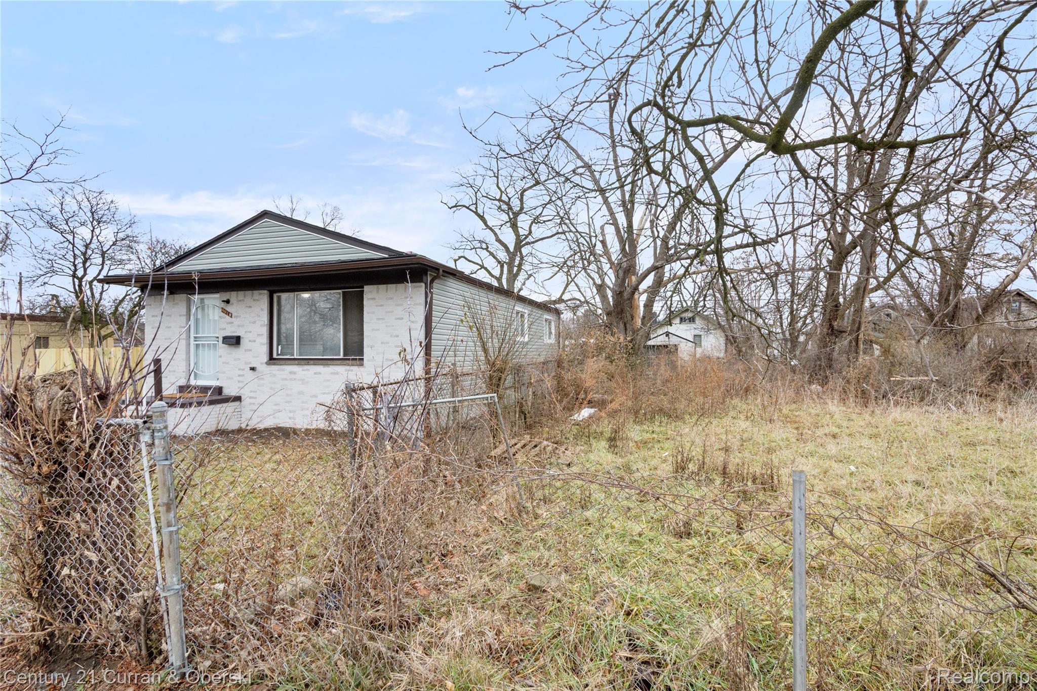 9901 Yellowstone Street