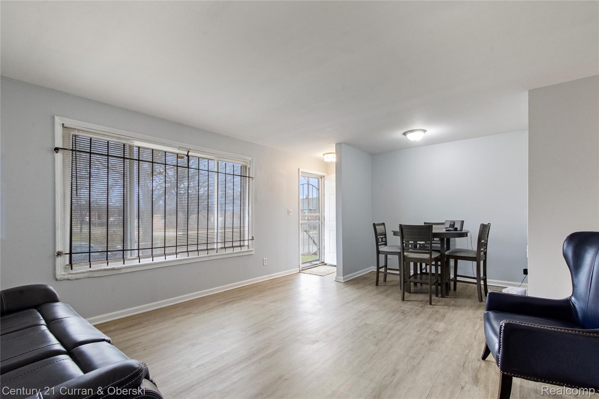 9901 Yellowstone Street