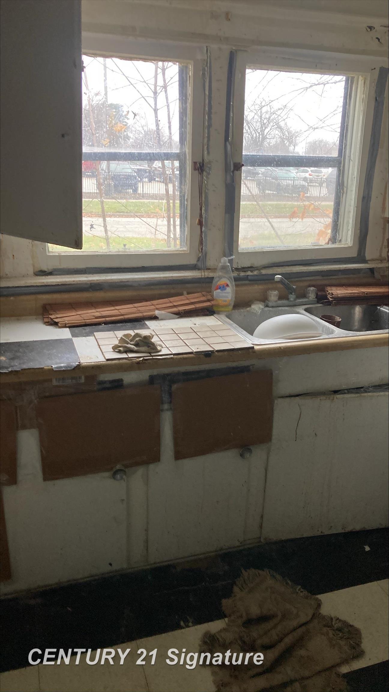 828 W Remington Street