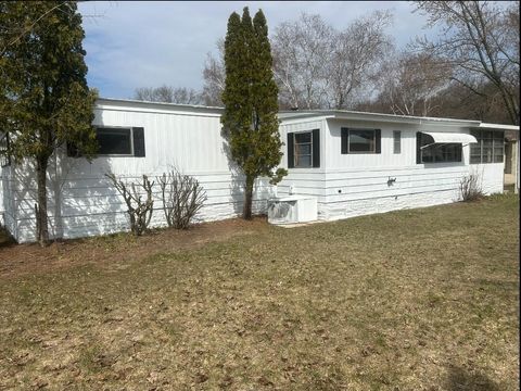 5431 Swallow Court Plainfield Charter Township MI 49306