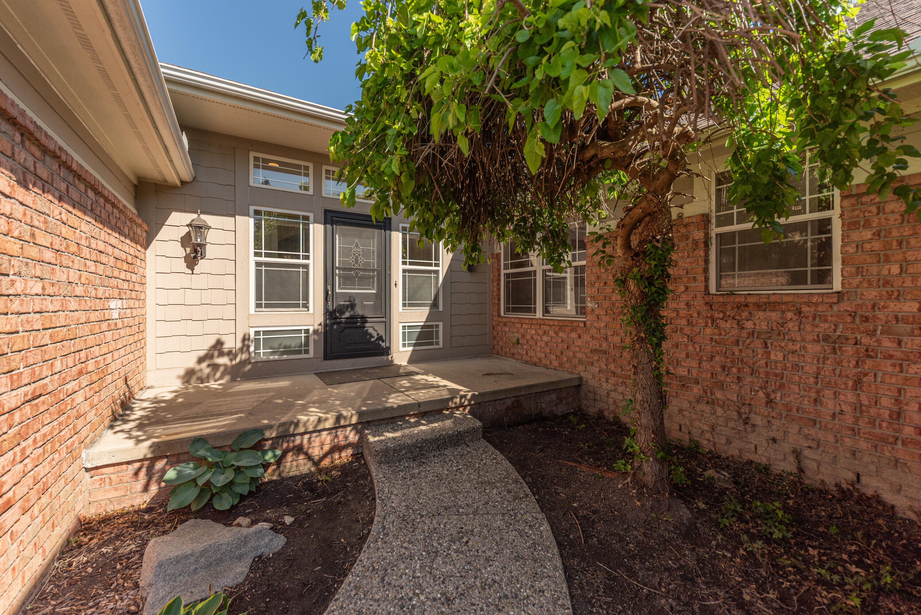 2243 Old Falls Drive