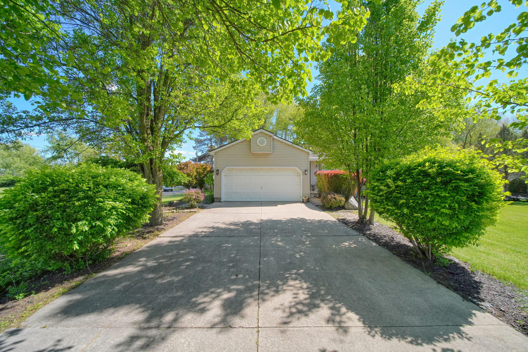 13865 Northmoor Drive