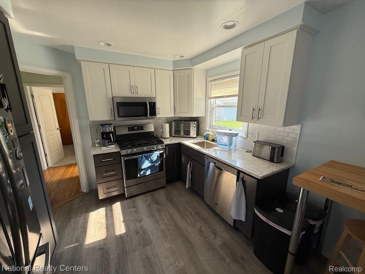 9918 Farmington Road
