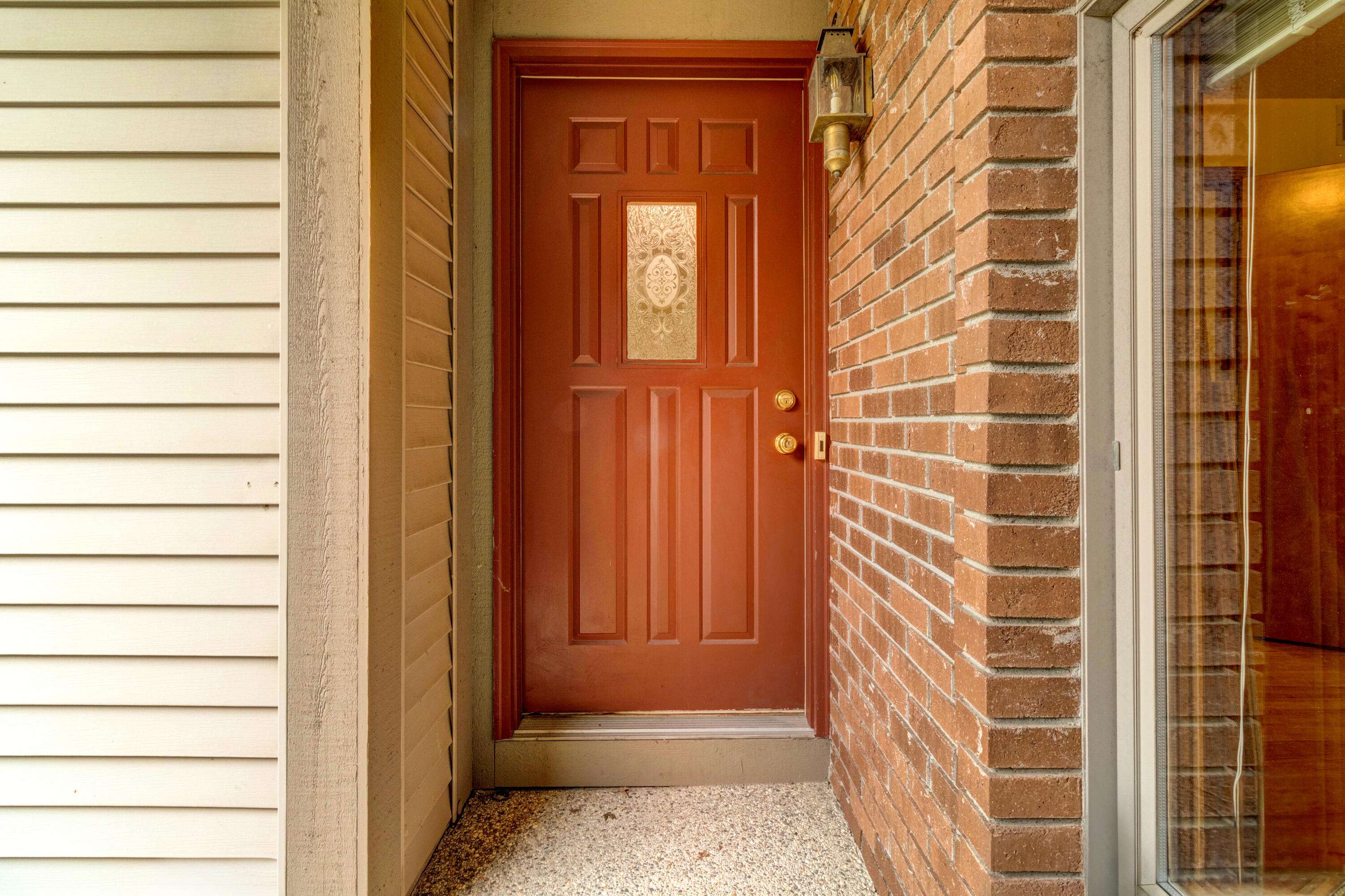 643 Crestview Street 27