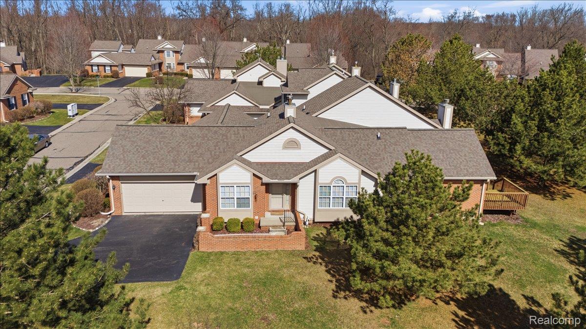 10324 Champions Circle 44