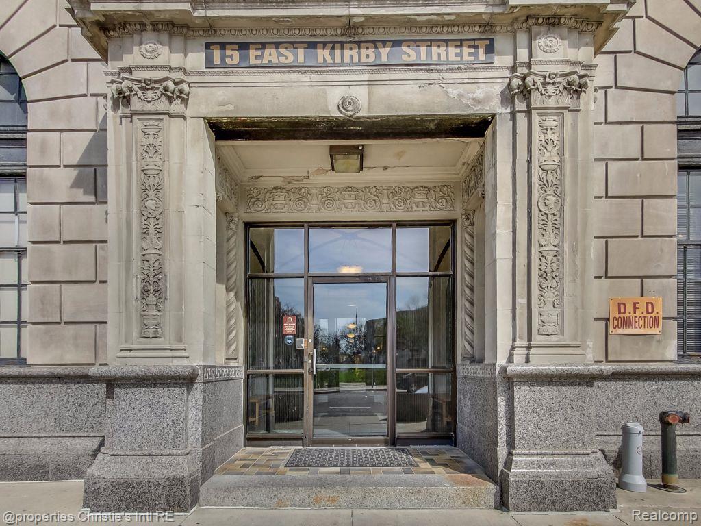 15 E Kirby Street 811