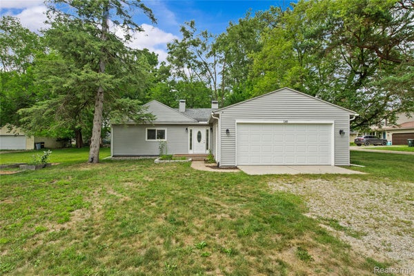 1145 BAYFIELD ST, LAKE ORION, MI 48362 - Image eda8f2fadb7dce1c6b7901adae46eee7/2316246516
