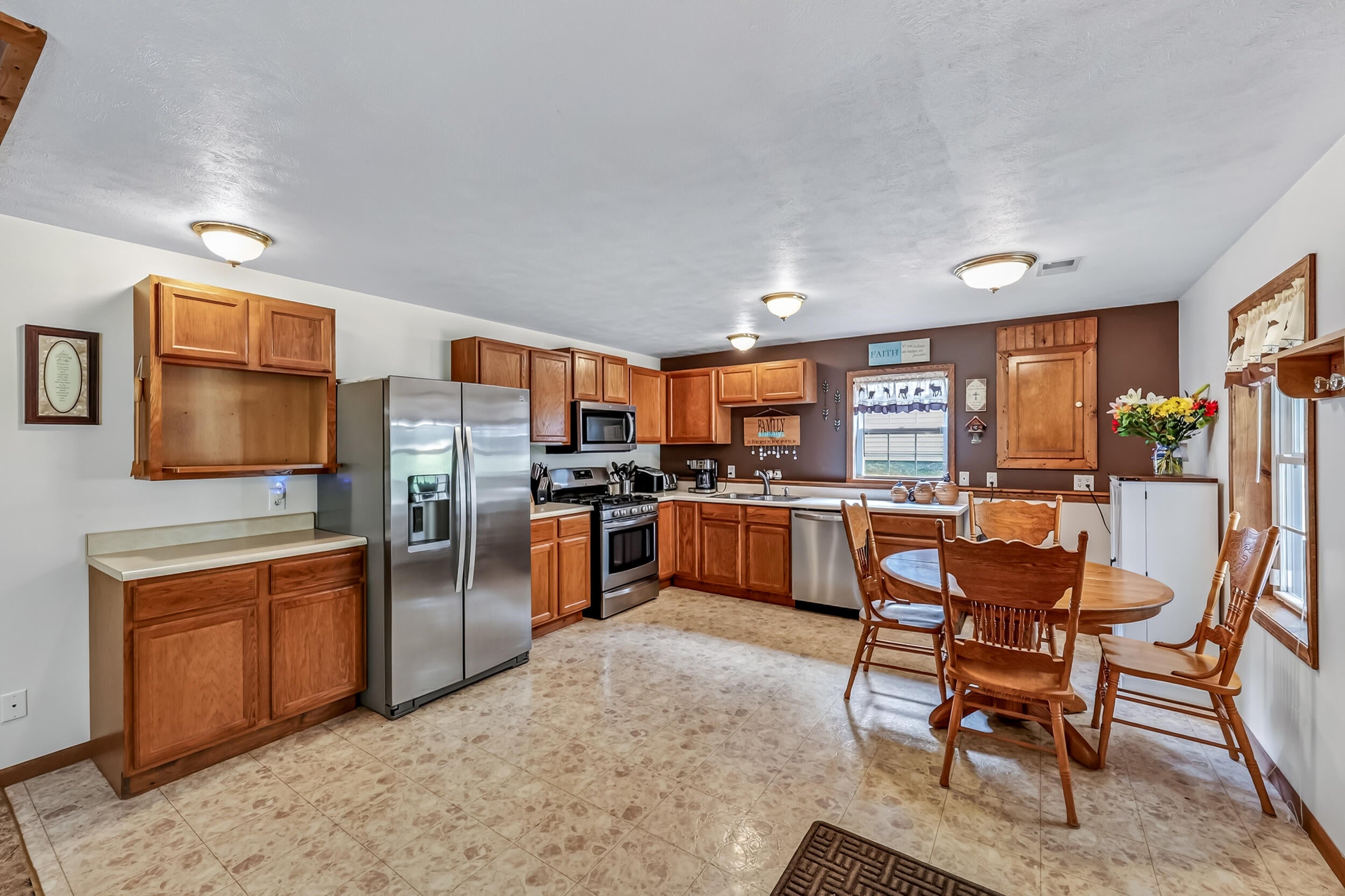 1085 Shelby Road