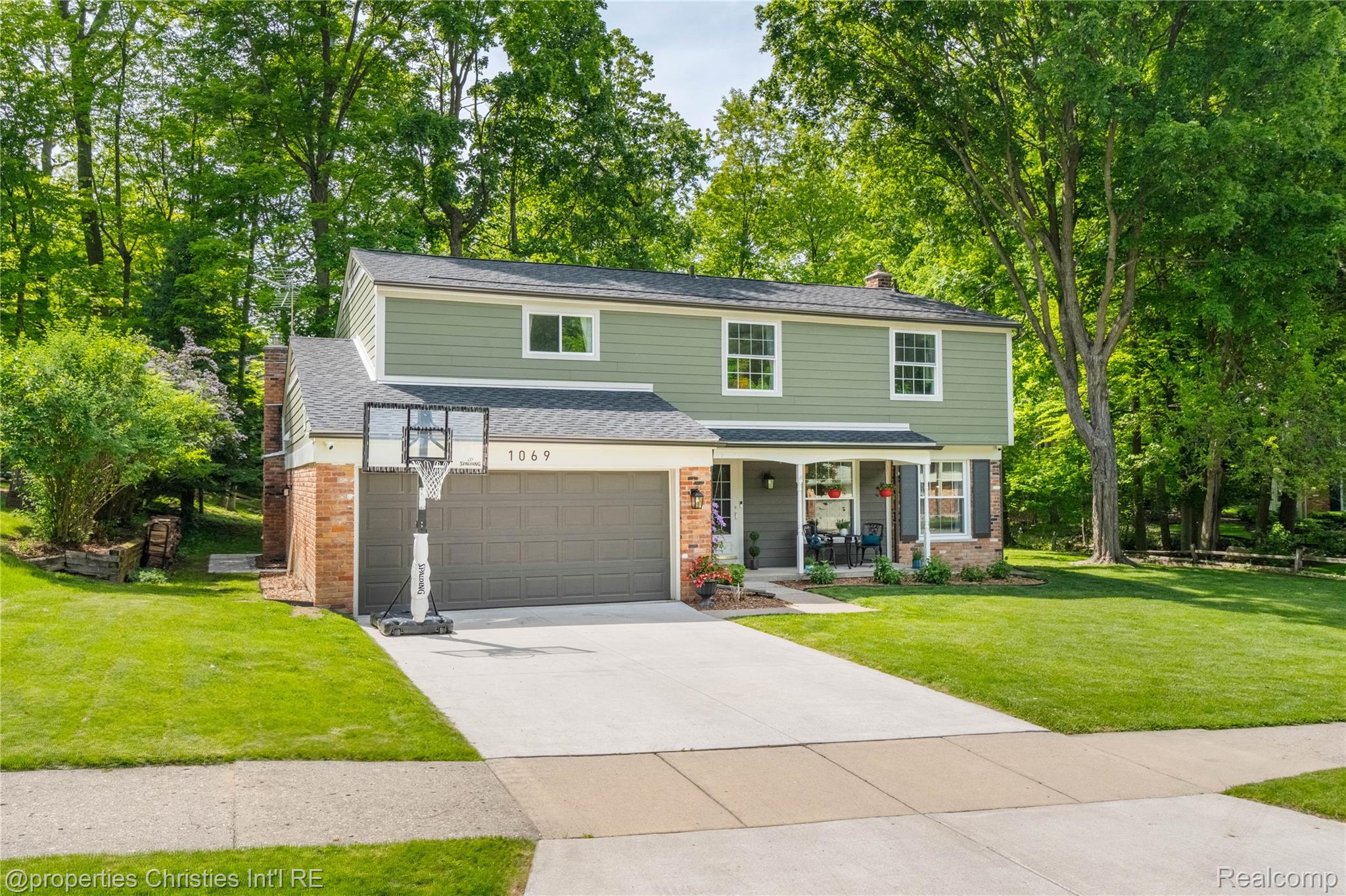 1069 Grace Court
