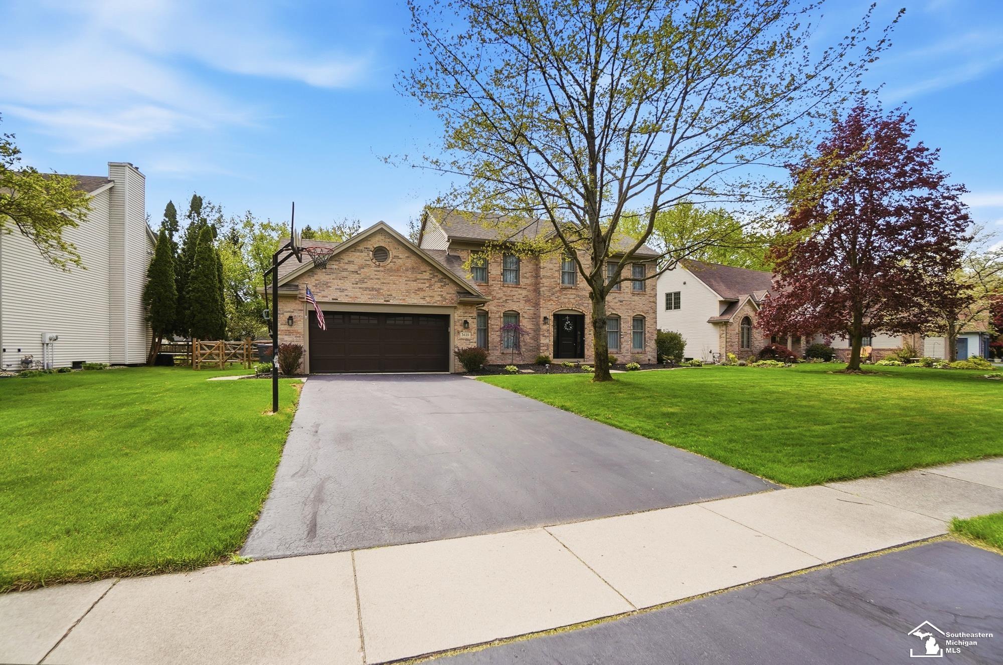 3435 Shadywood Drive