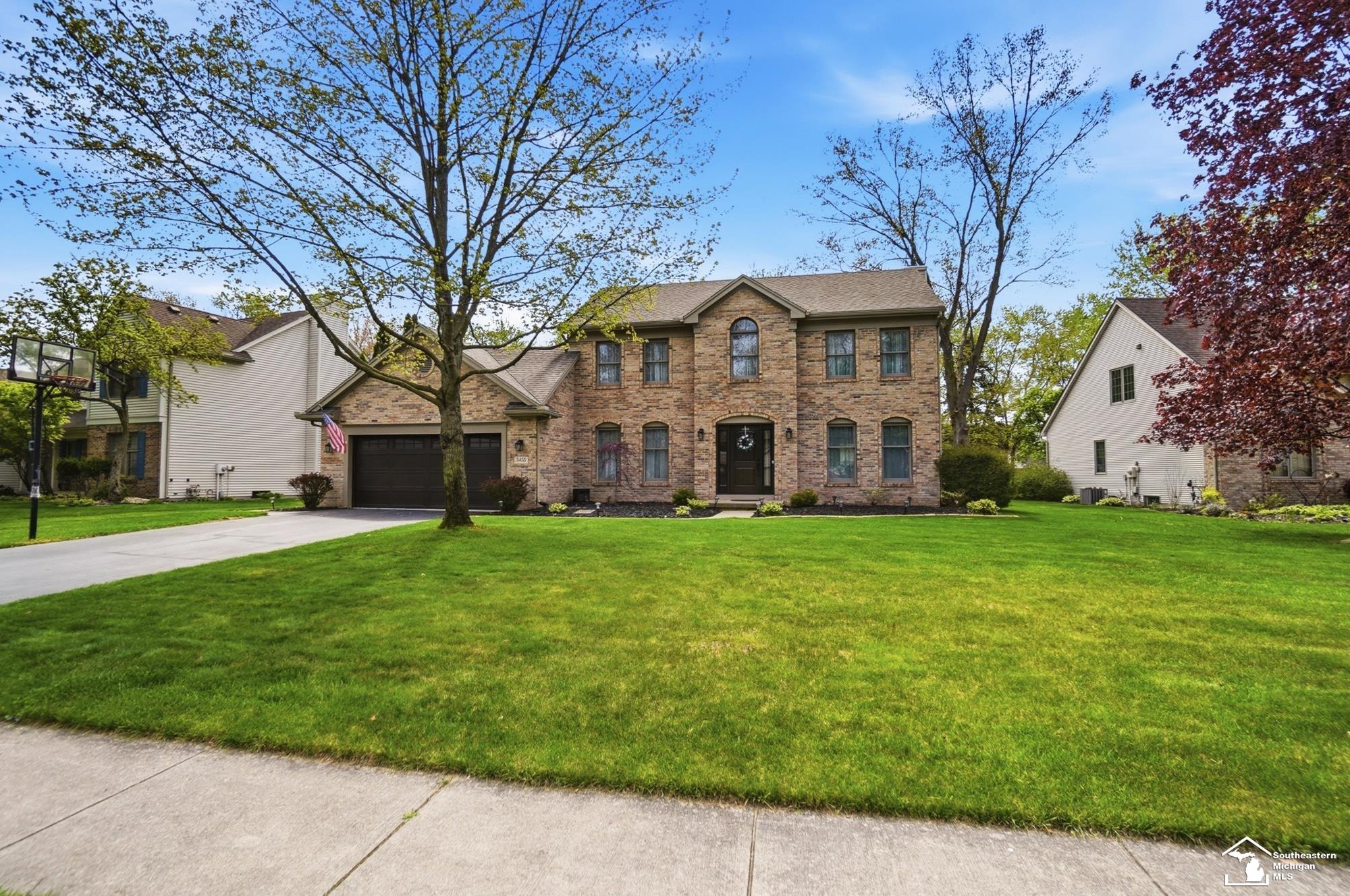 3435 Shadywood Drive
