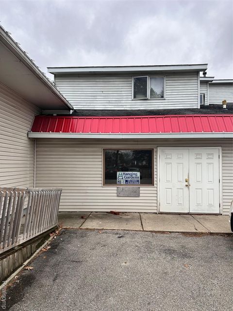 5431 LAPEER Kimball Township MI 48074