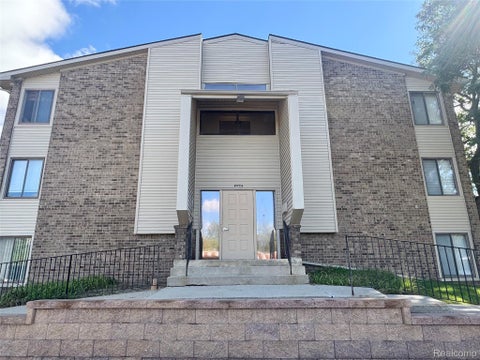 Photo for 30445 W 14 Mile Road 66