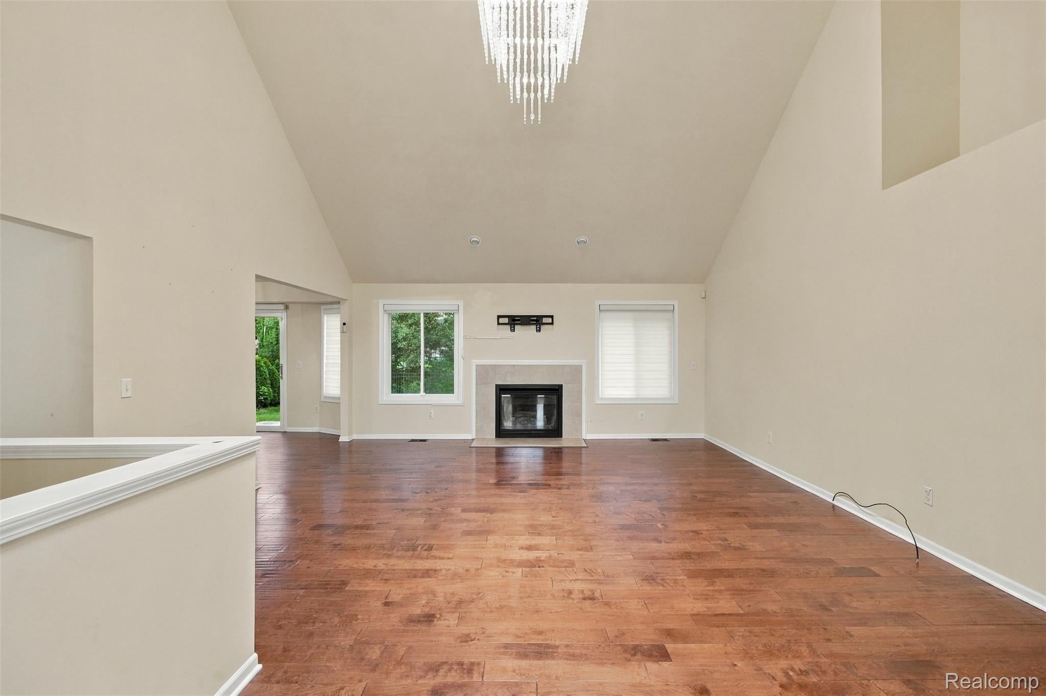 50576 Commons Drive