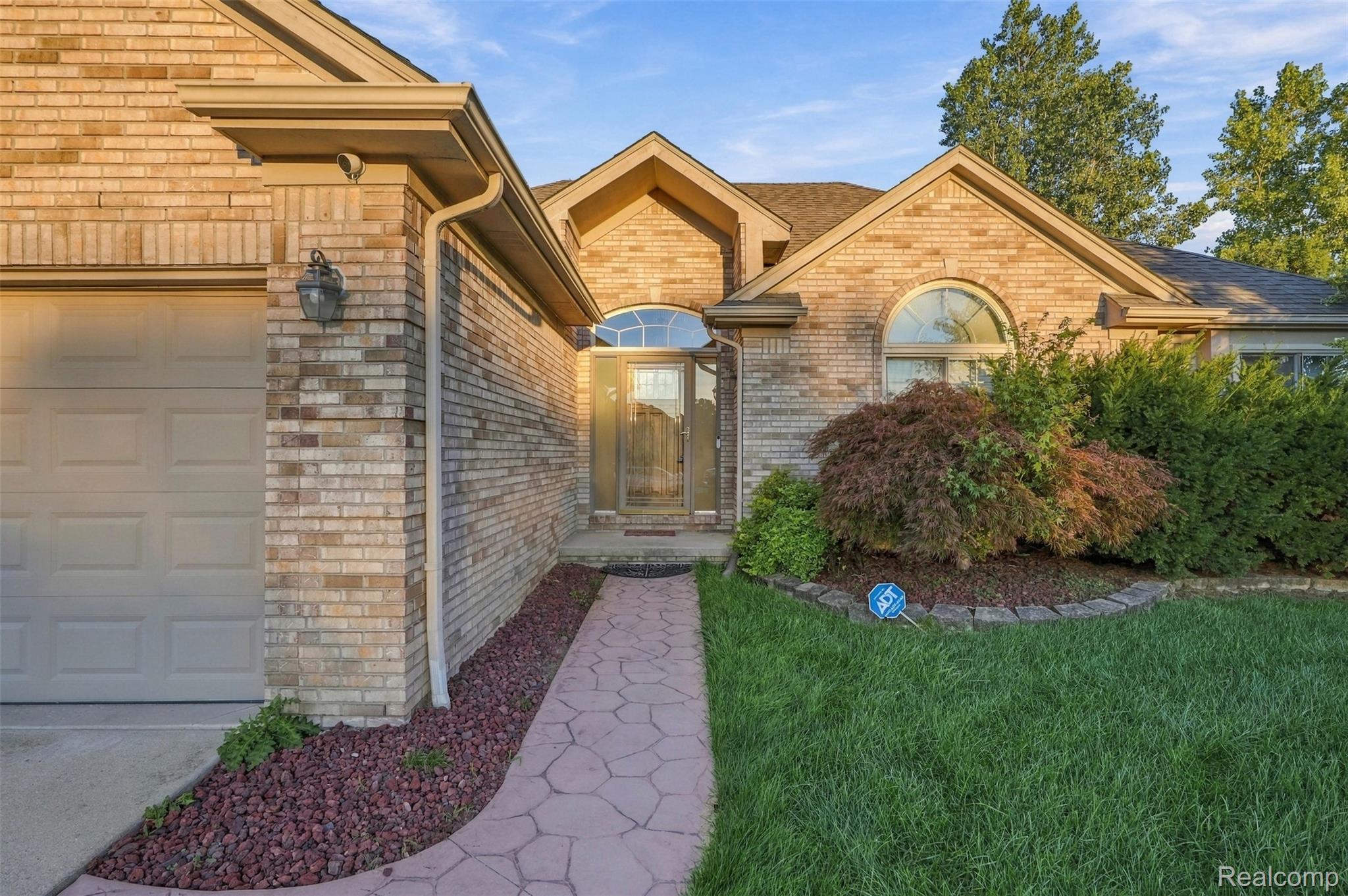 50576 Commons Drive