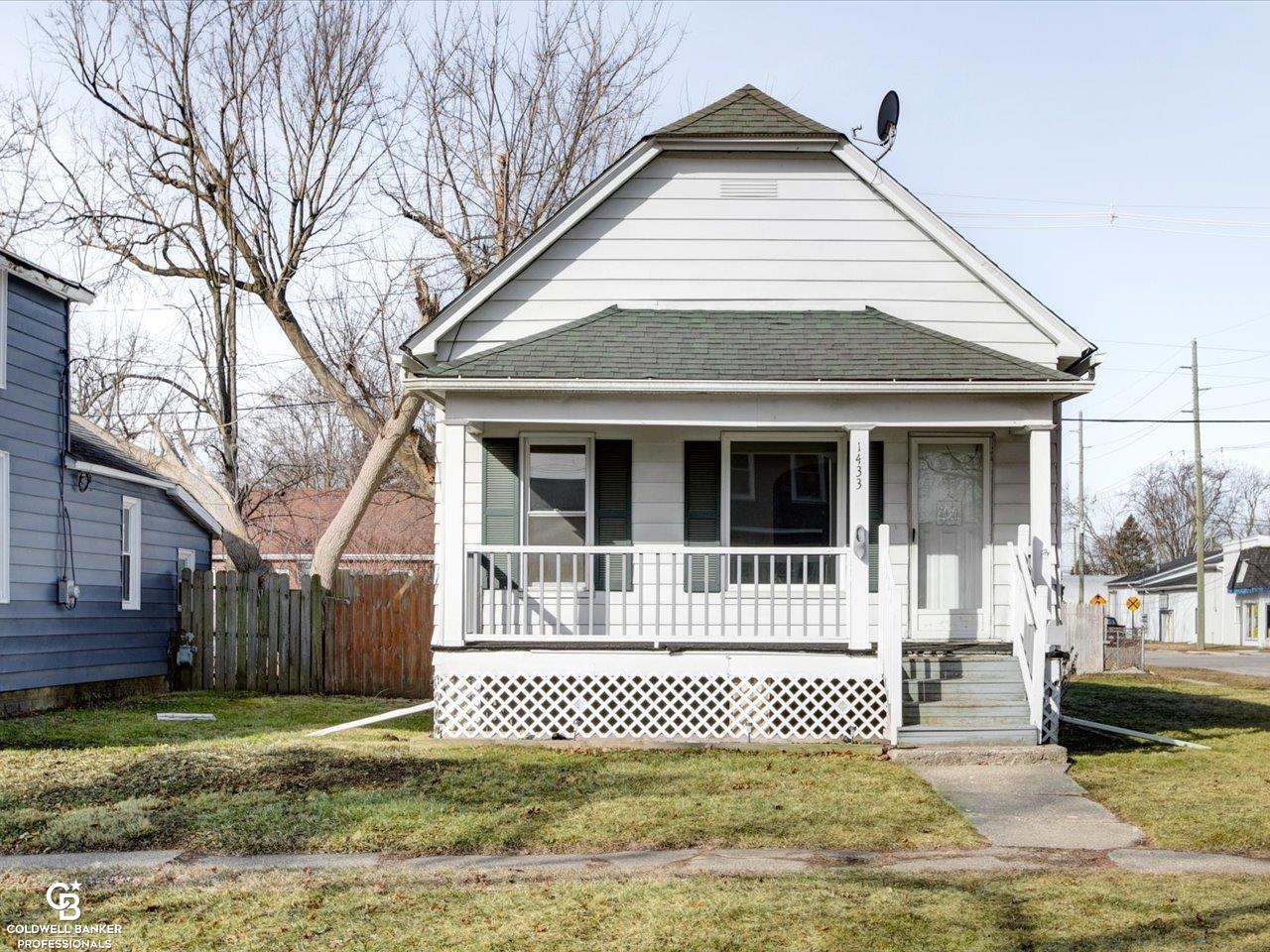1433 Poplar St Street
