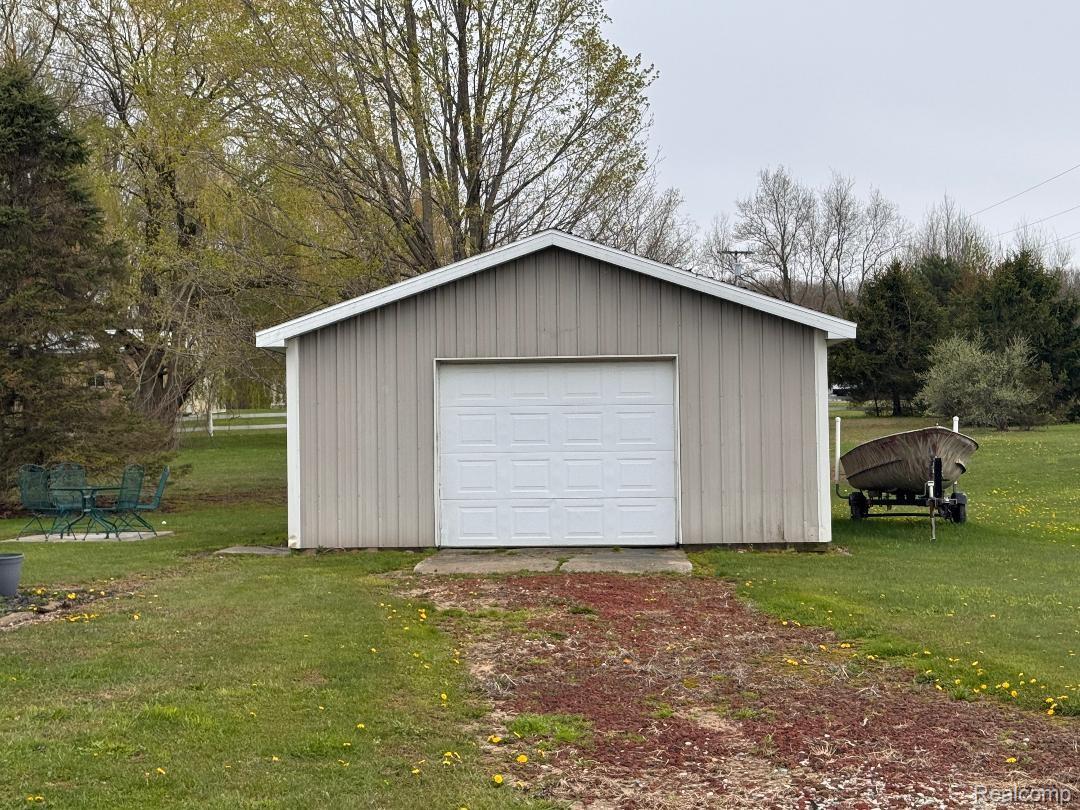 687 W Saginaw Road