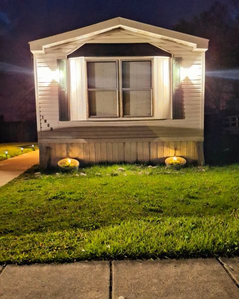 1865 MORNINGSTAR Avenue Kimball Township St Clair MI 48074