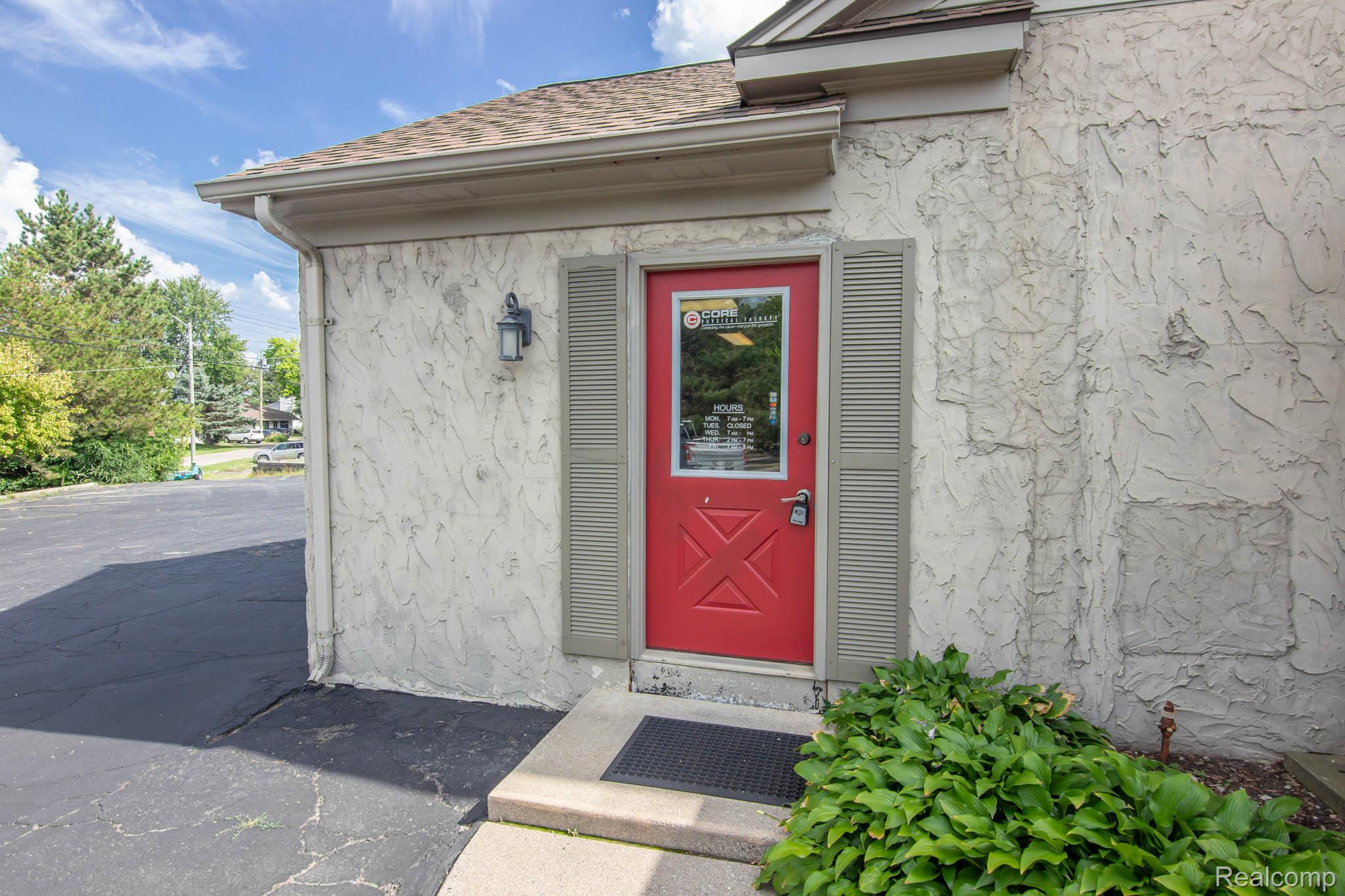 5896 Dixie Highway Suite B