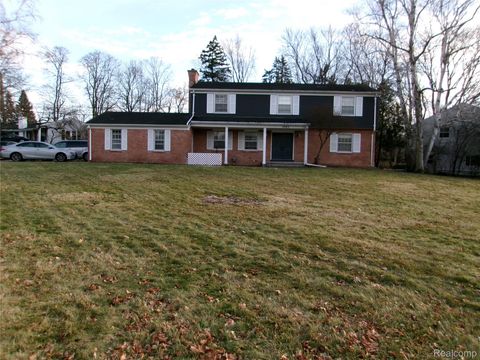 1682 Woodside Drive East Lansing City MI 48823