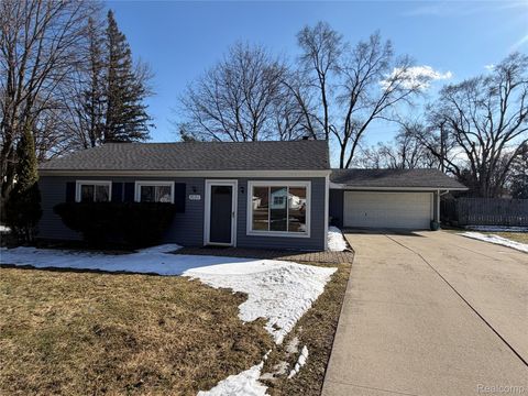 7081 Tappon Drive S Independence Charter Township MI 48346