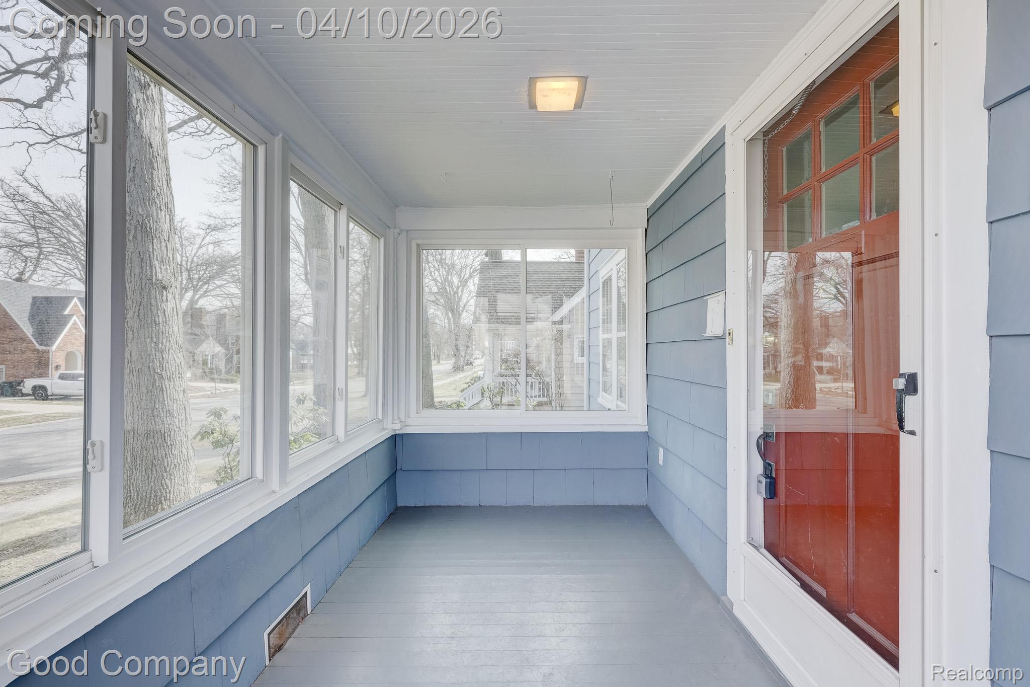 705 W Breckenridge Street