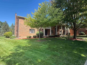 42188 Toddmark Ln Clinton Charter Township MI 48038