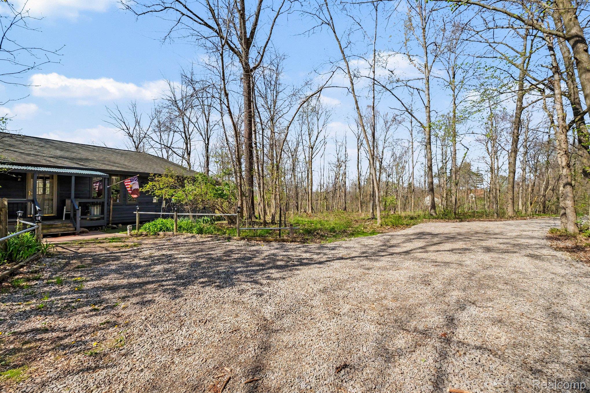 9277 Graytrax Road
