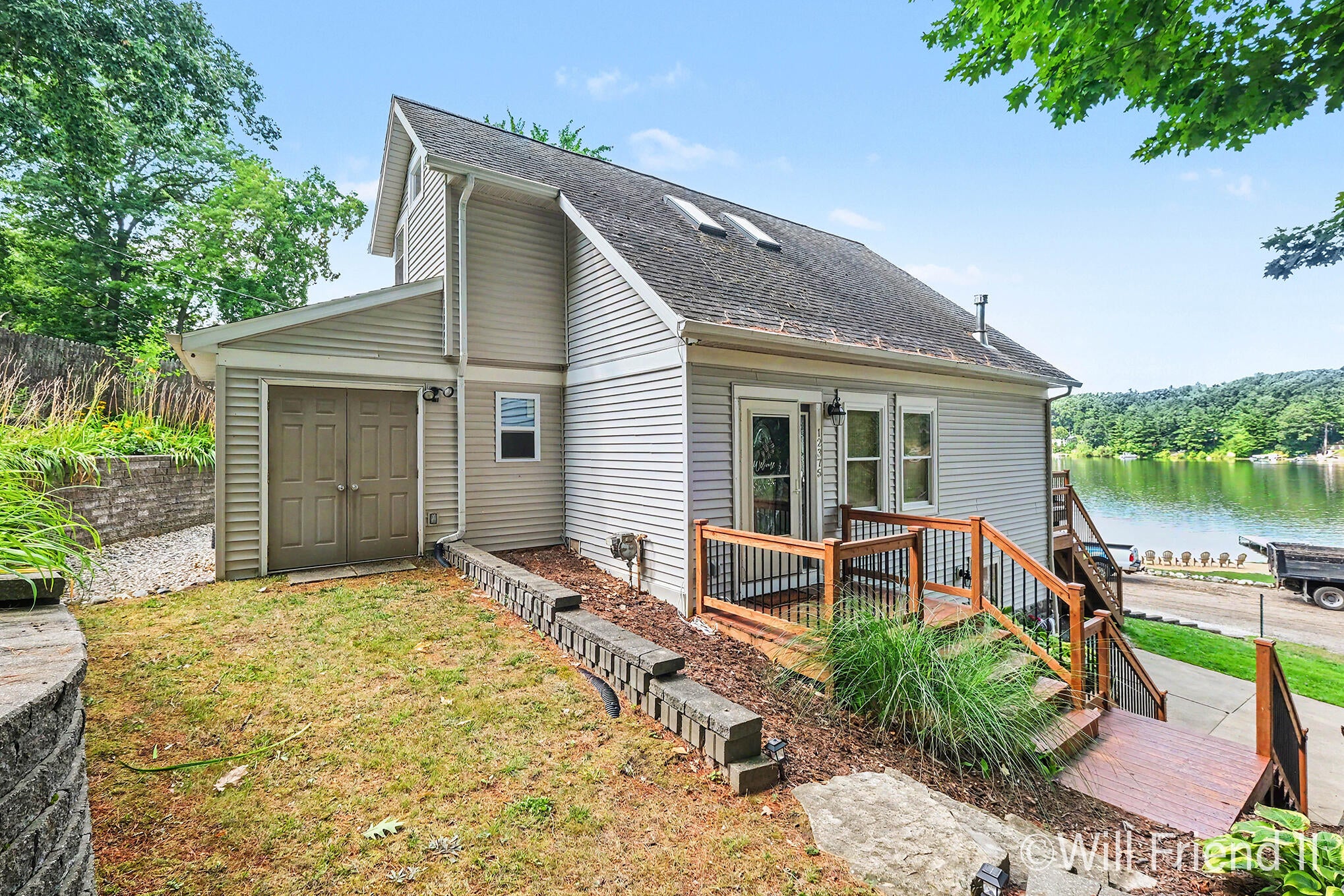 12375 Woodland Park Drive NE
