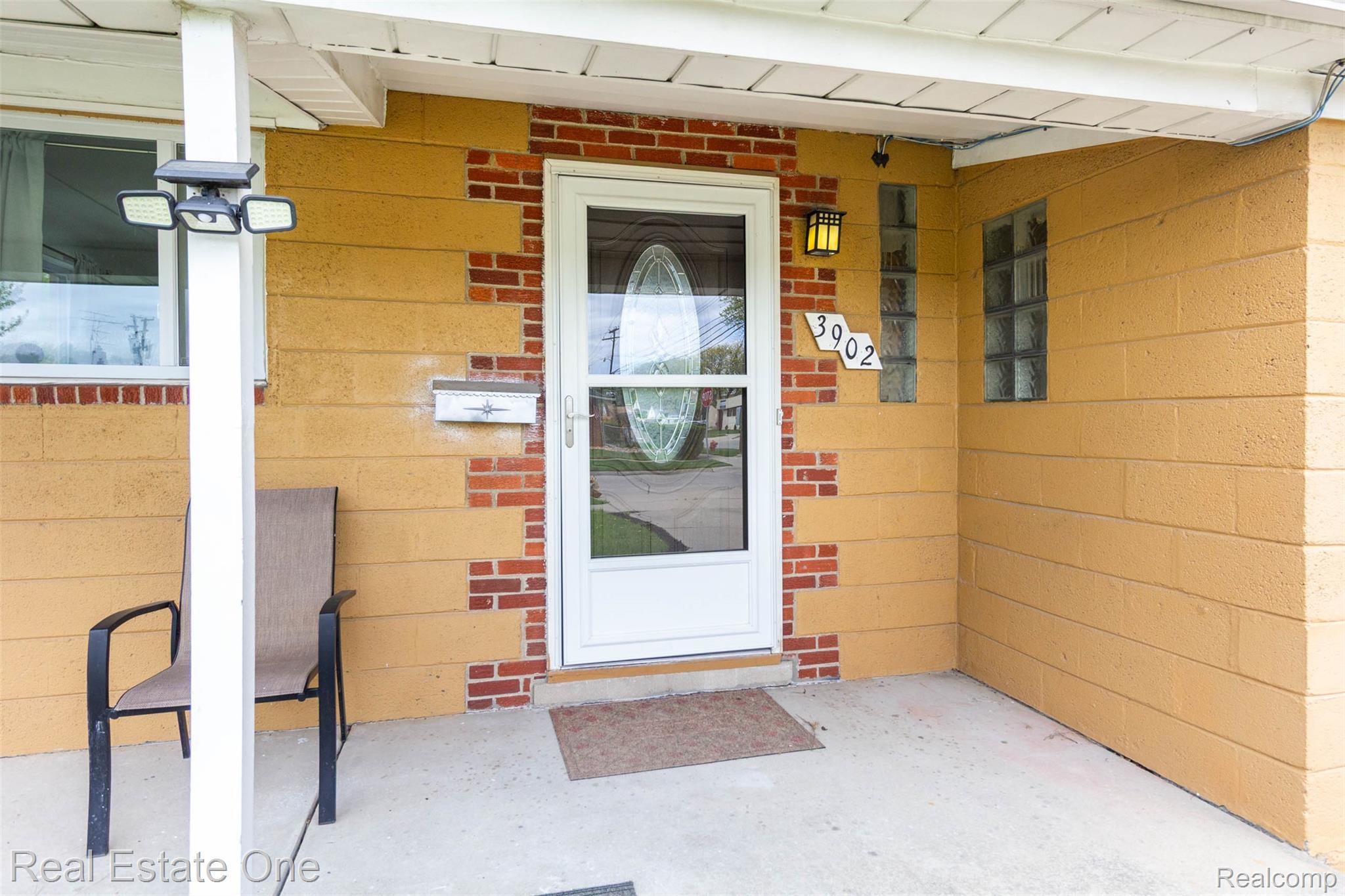3902 Ziegler Street