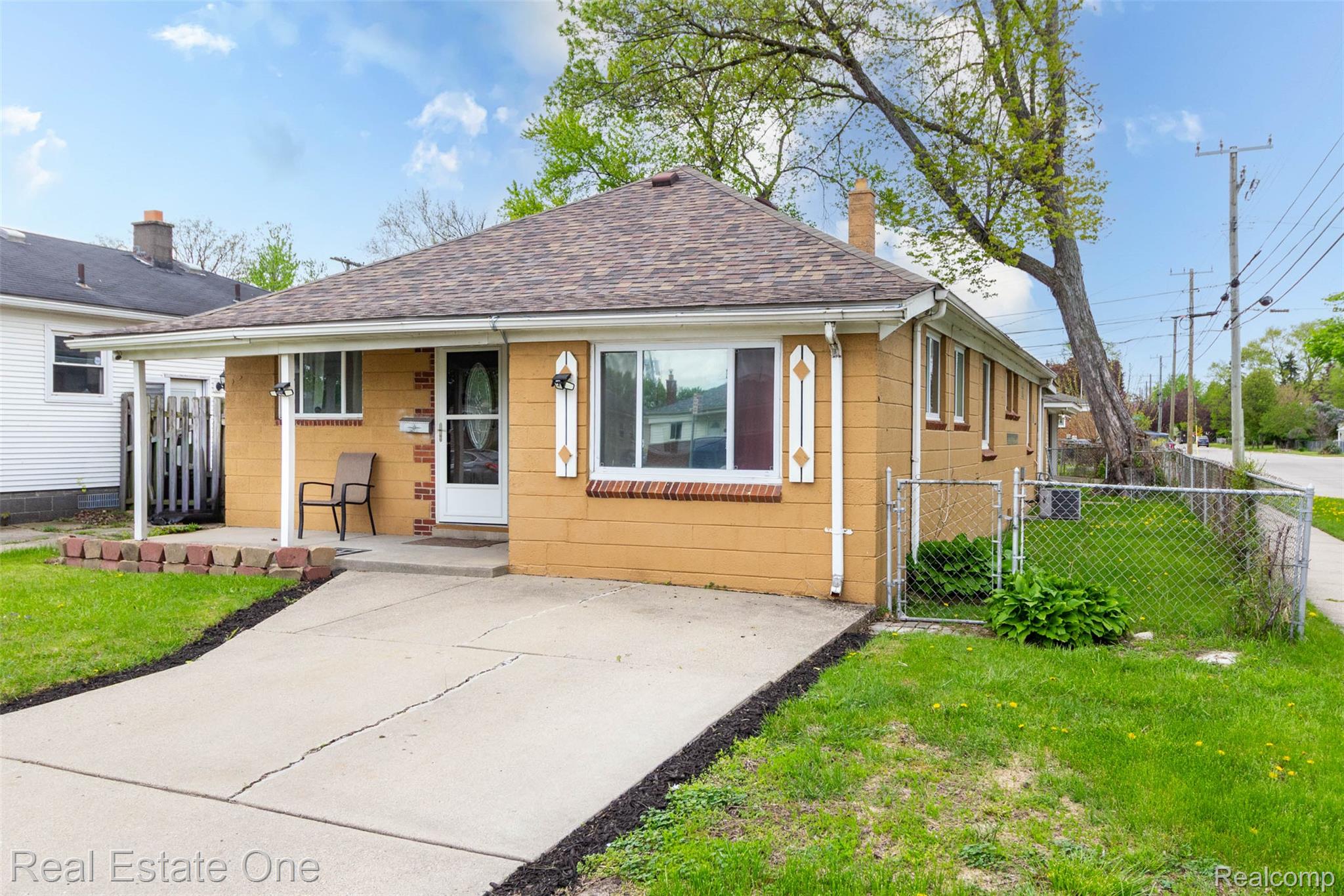 3902 Ziegler Street