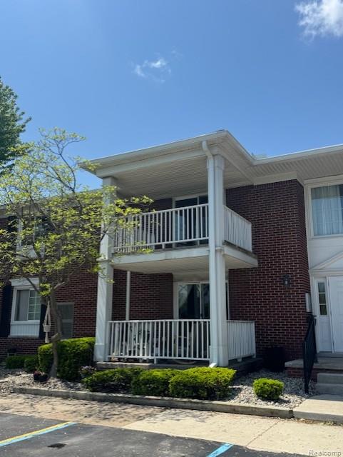 2100 Fort Street H-5